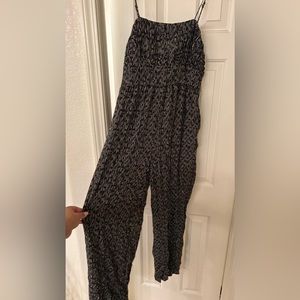 Romper/ tracksuit from franchescas never worn/ fits like an L to XL